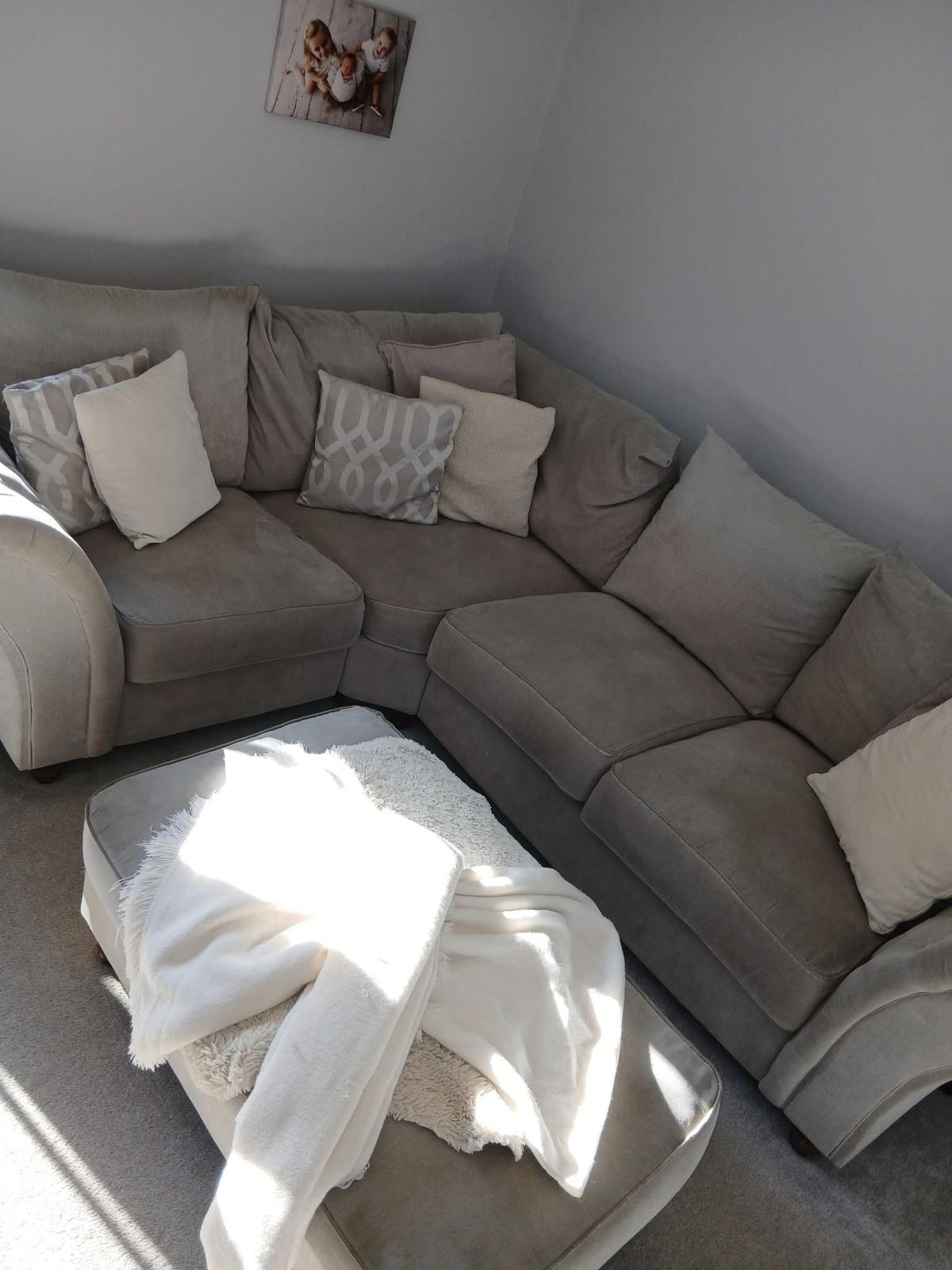 Spotless living room after a professional clean by TrueNest Cleaning in Hull